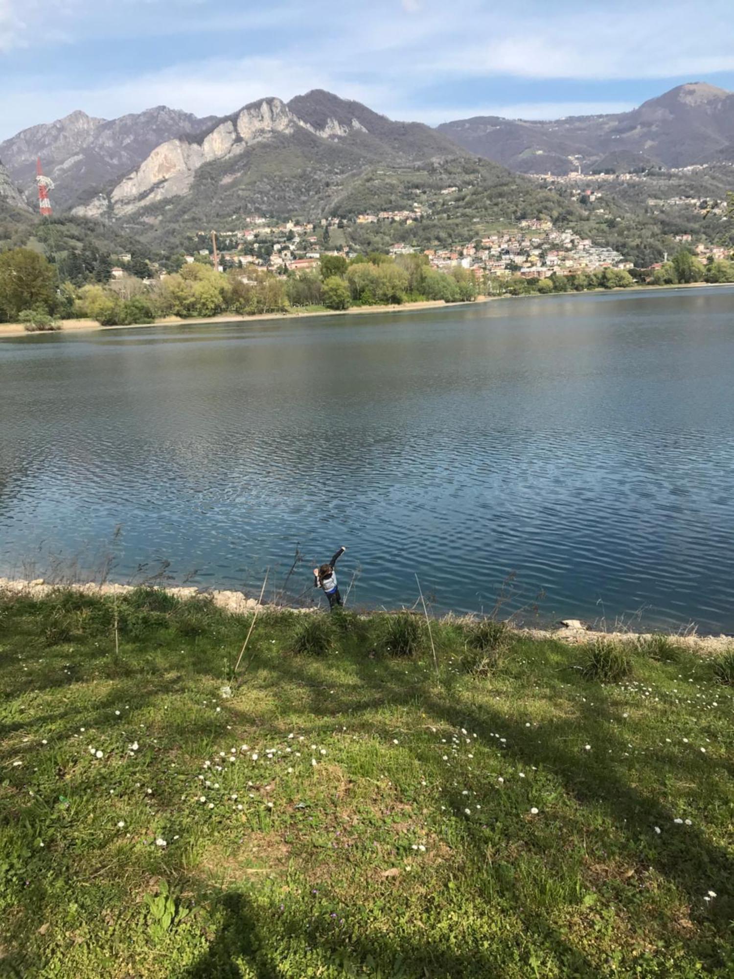 Iuli Lake Home Tra Lago E Montagna Olginate Exterior foto
